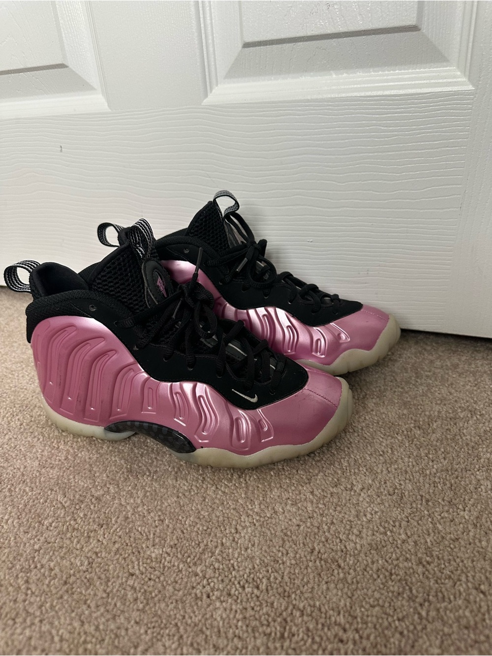Nike Kids Foamposite-Style Sneakers in Pink and Black